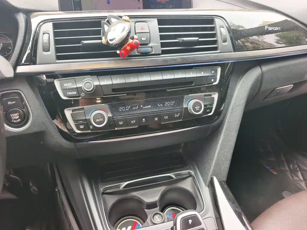 BMW 3 Series — миниатюра 6