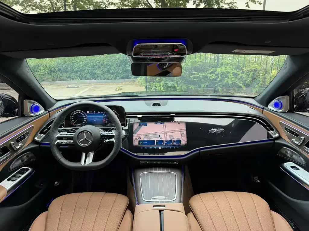 Mercedes-Benz E-Class — миниатюра 4