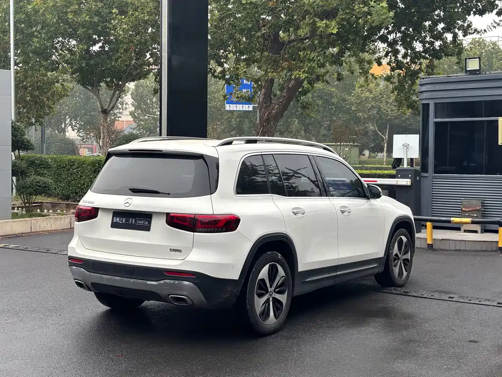 Mercedes-Benz GLB — миниатюра 5