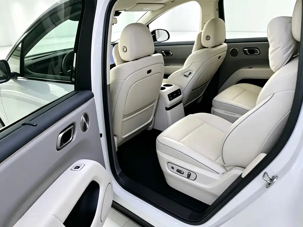 Li Auto Li i8 — миниатюра 6