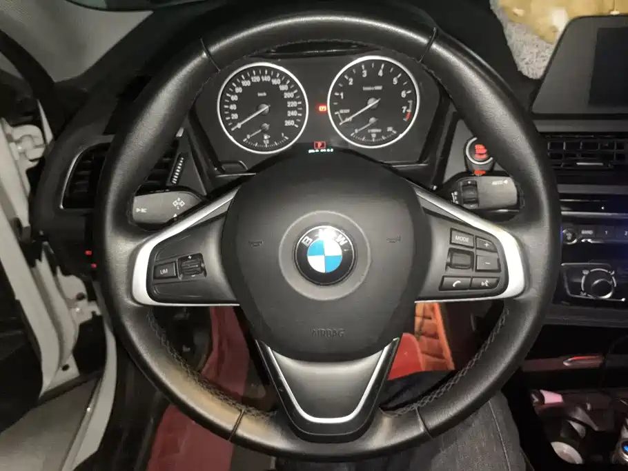 BMW 1 Series — миниатюра 15