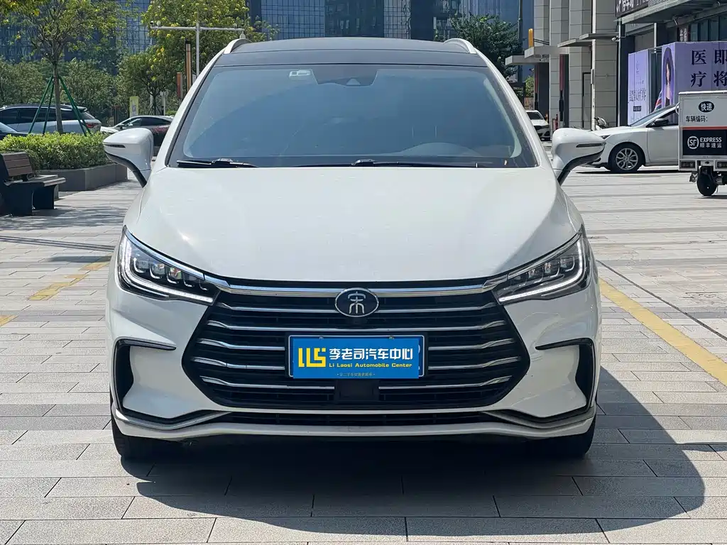 BYD MAX — миниатюра 2