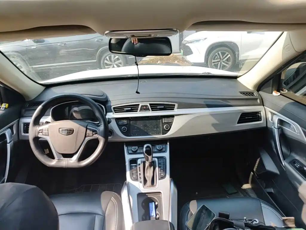 Geely Boyue — миниатюра 10