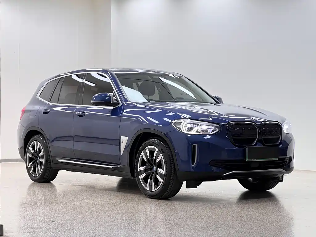 BMW iX3 — миниатюра 3