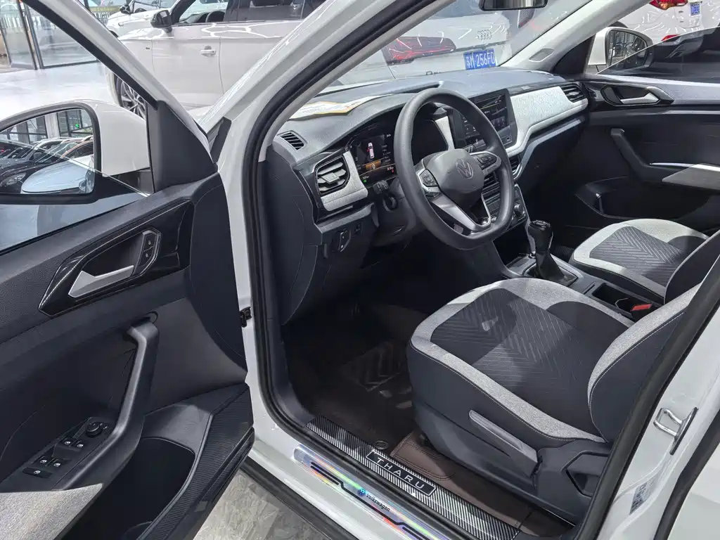 Volkswagen Tharu — миниатюра 6