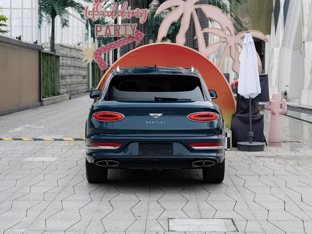 Bentley Bentayga 2022 4.0T V8