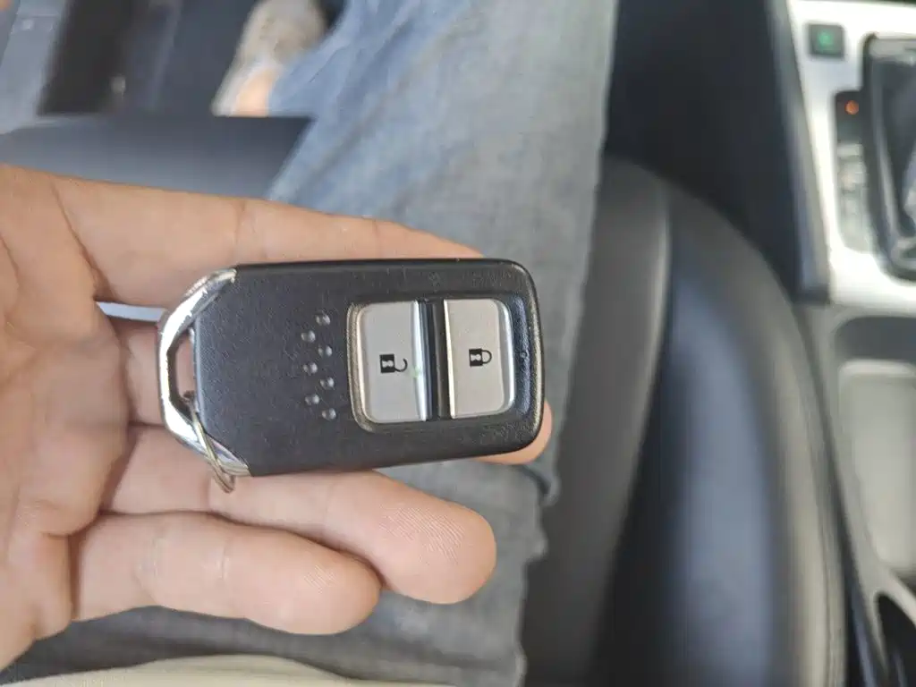 Honda Fit — миниатюра 9