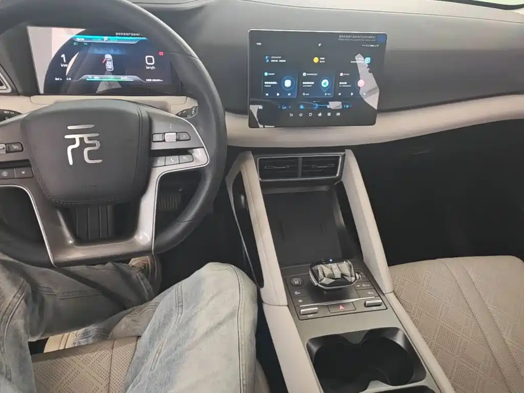 BYD Yuan UP — миниатюра 10