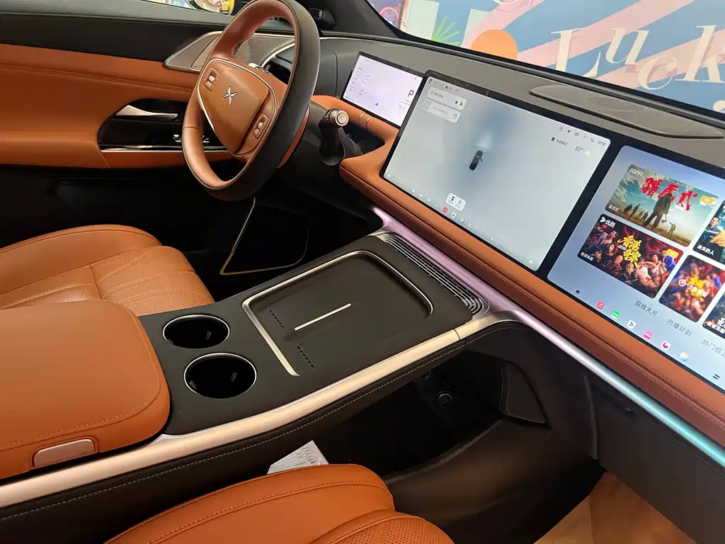 XPeng G9 — миниатюра 5