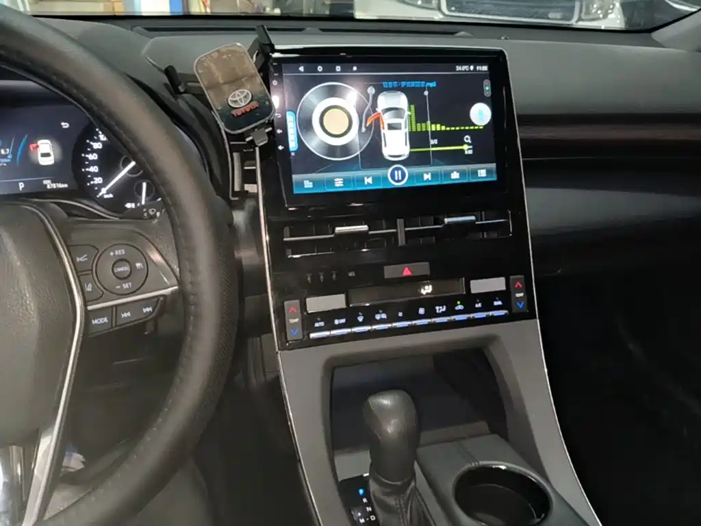 Toyota Avalon — миниатюра 13