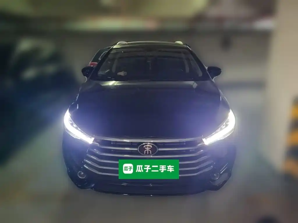 BYD MAX — миниатюра 2