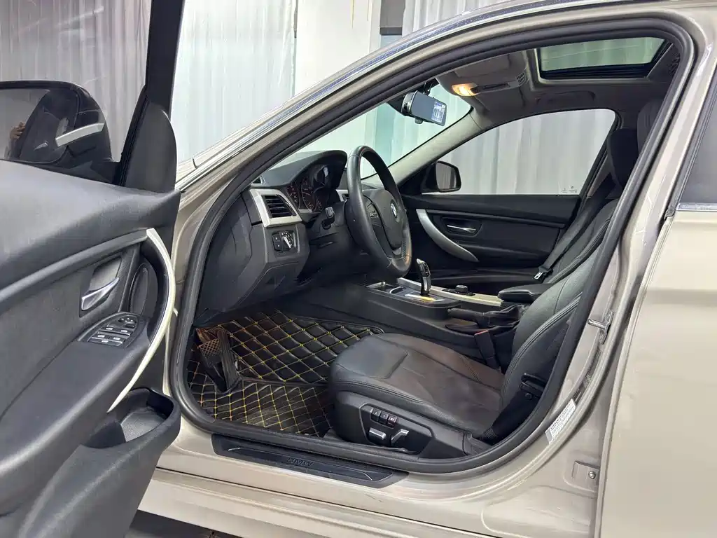 BMW 3 Series — миниатюра 13