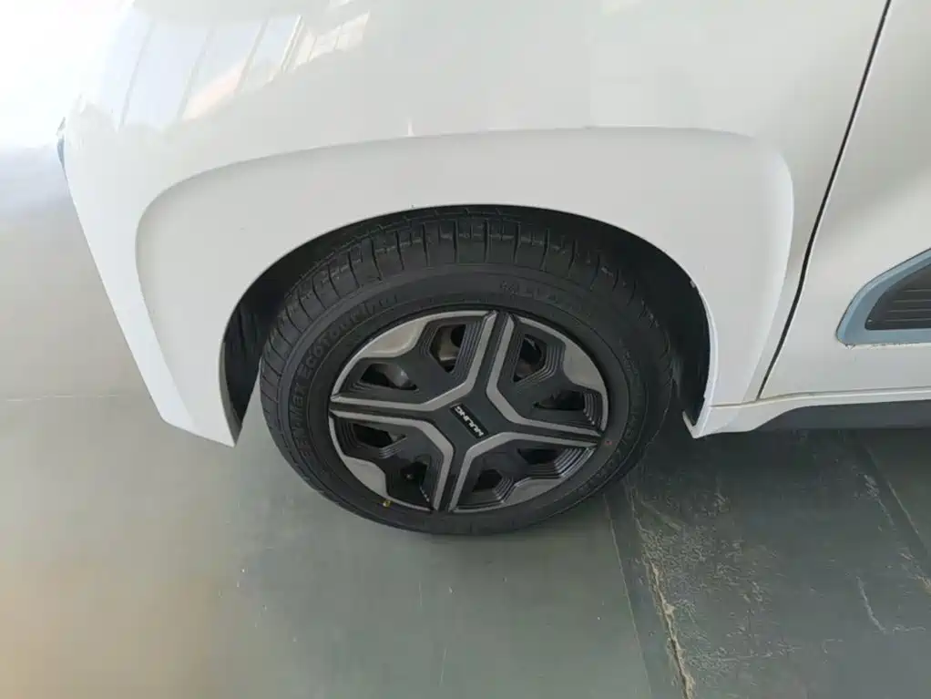 Wuling Nano EV — миниатюра 23