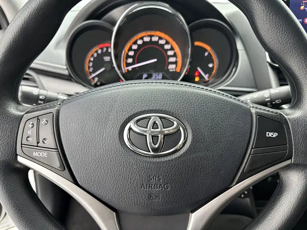 Toyota Yaris L — миниатюра 14