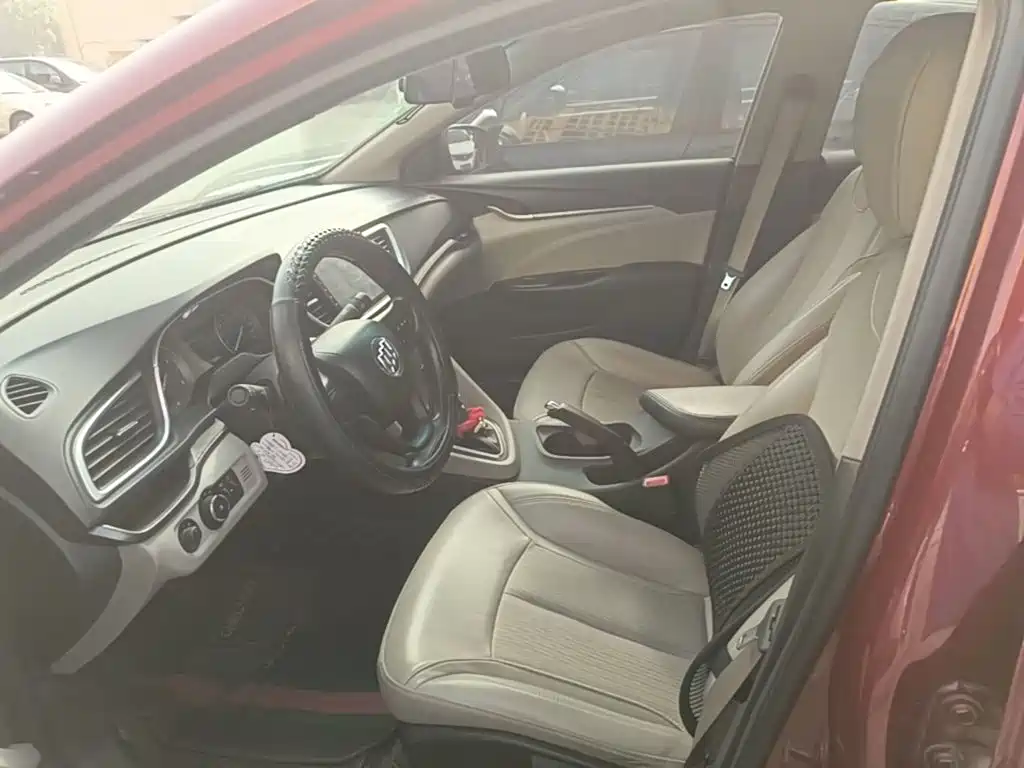 Buick Excelle — миниатюра 15