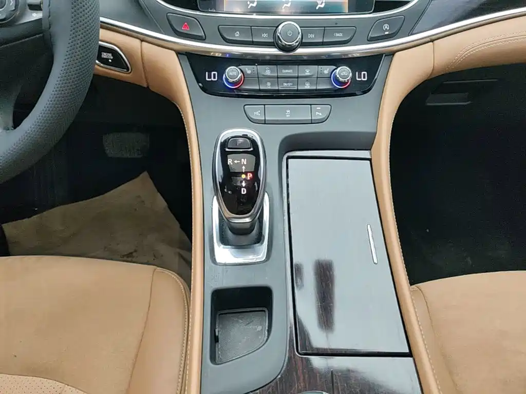 Buick LaCrosse — миниатюра 14