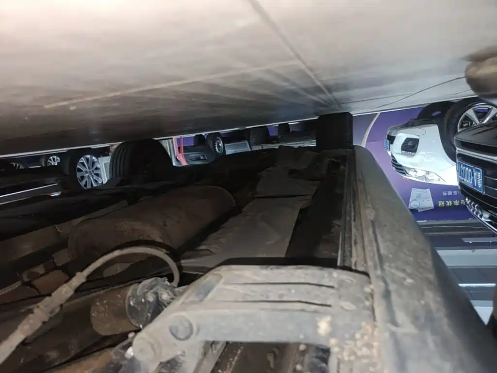 Volkswagen Caravelle — миниатюра 21