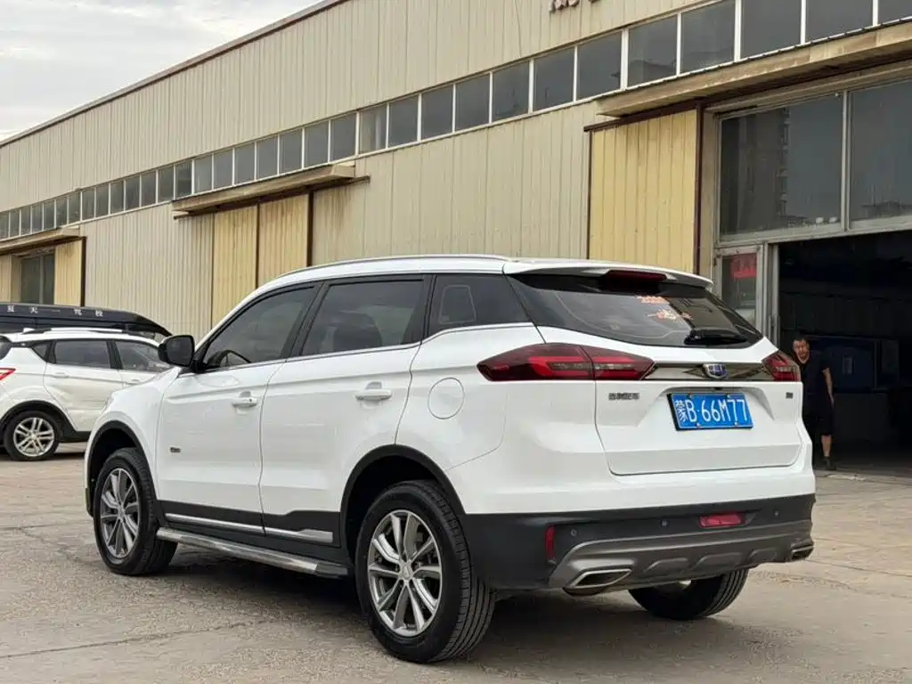 Geely Boyue — миниатюра 5