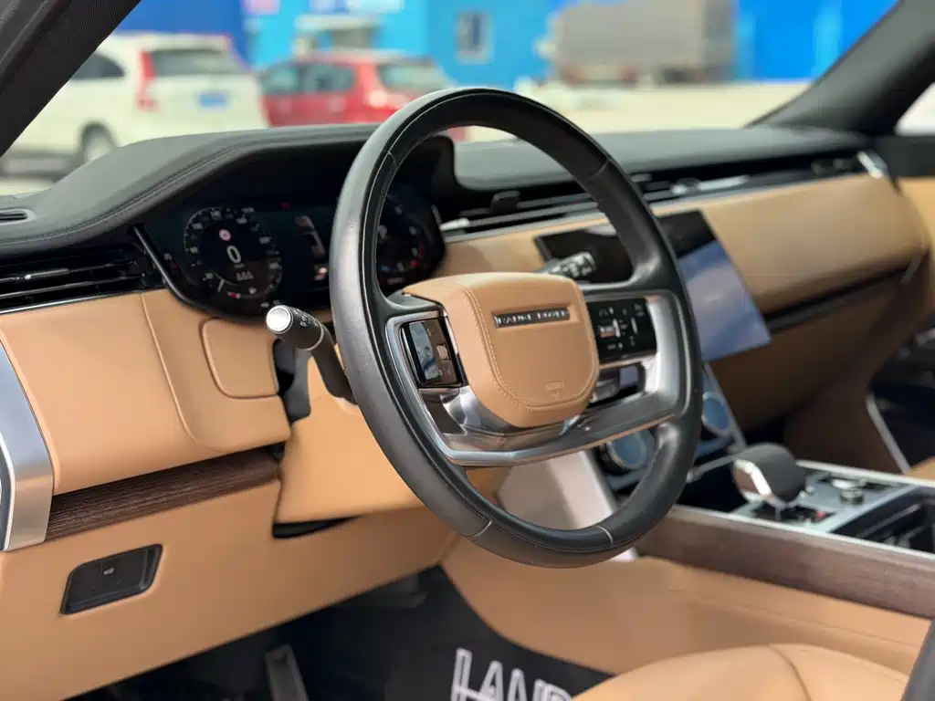 Land Rover Range Rover — миниатюра 13