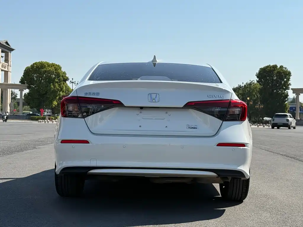 Honda Civic — миниатюра 8