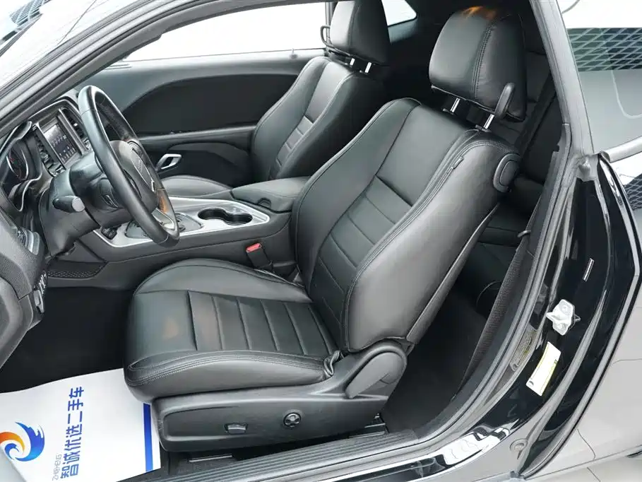 Dodge Challenger 2017 3.6L SXT AT