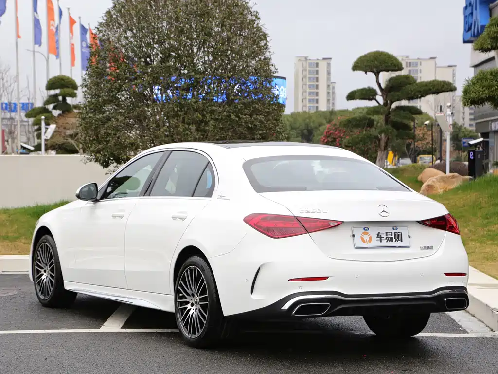 MERCEDES-BENZ C CLASS