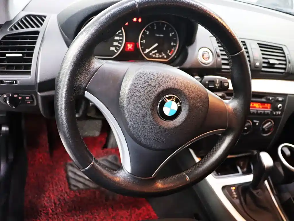 BMW 1 Series (Import) — миниатюра 13