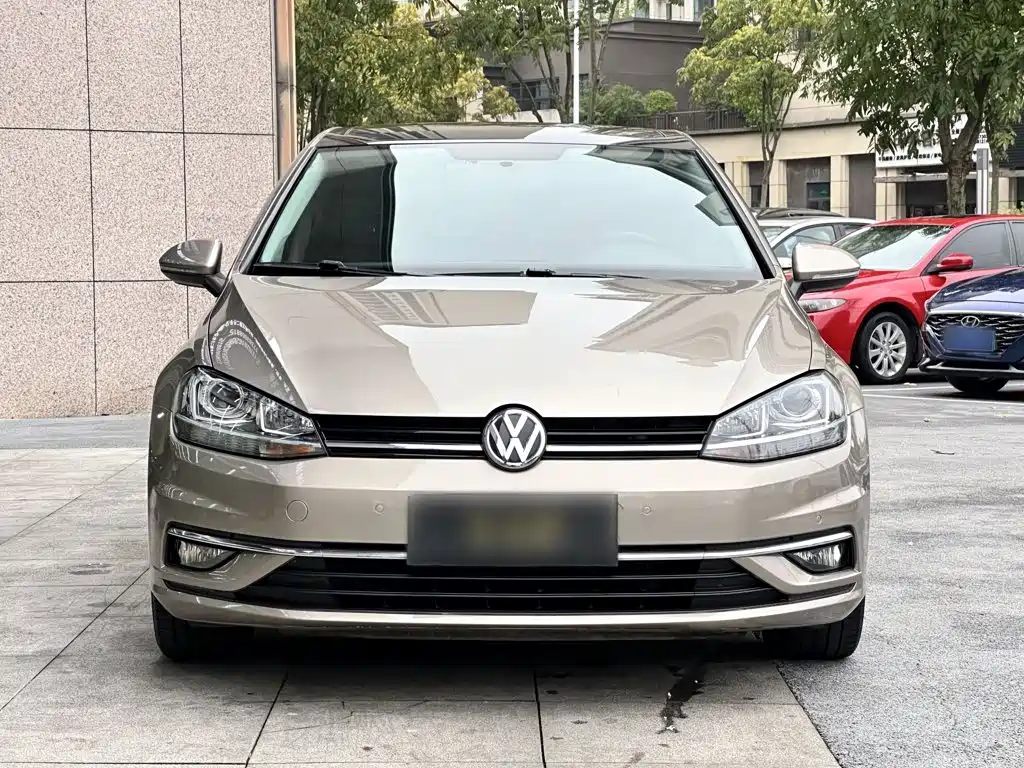 Volkswagen Golf — миниатюра 4