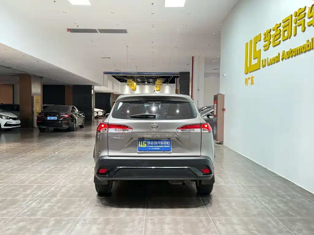 Toyota Frontlander — миниатюра 6