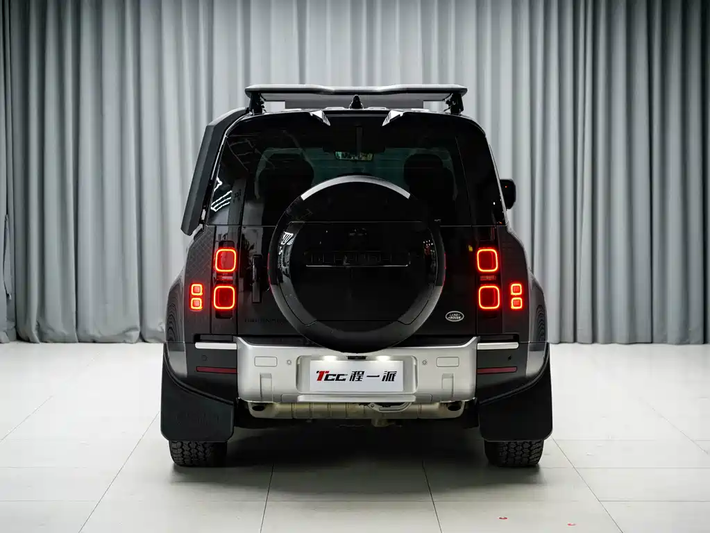 Land Rover Defender — миниатюра 11
