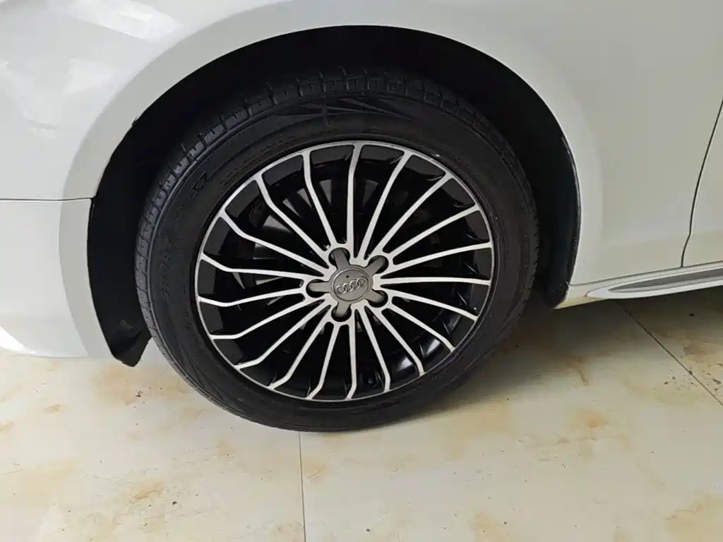 Audi A4L — миниатюра 23