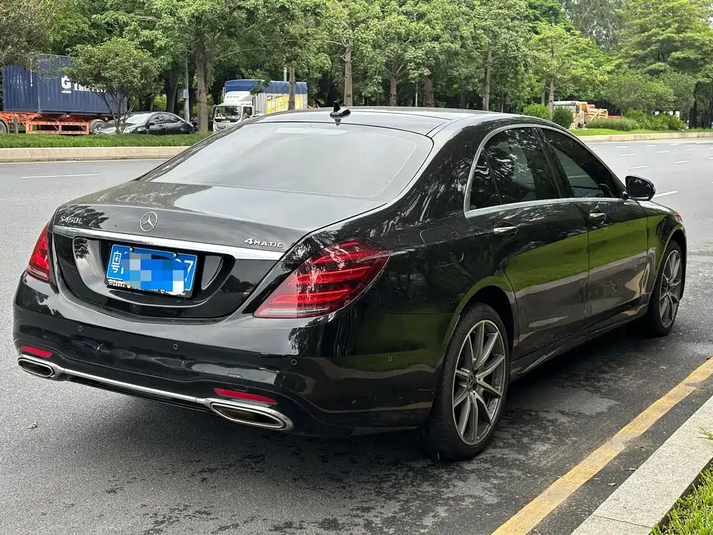 Mercedes-Benz S-Class — миниатюра 9