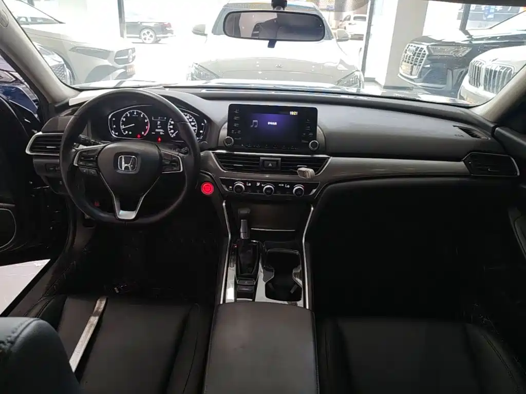 Honda Accord — миниатюра 10