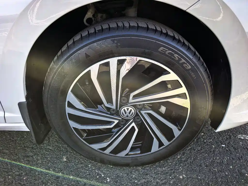 Volkswagen Sagitar — миниатюра 8