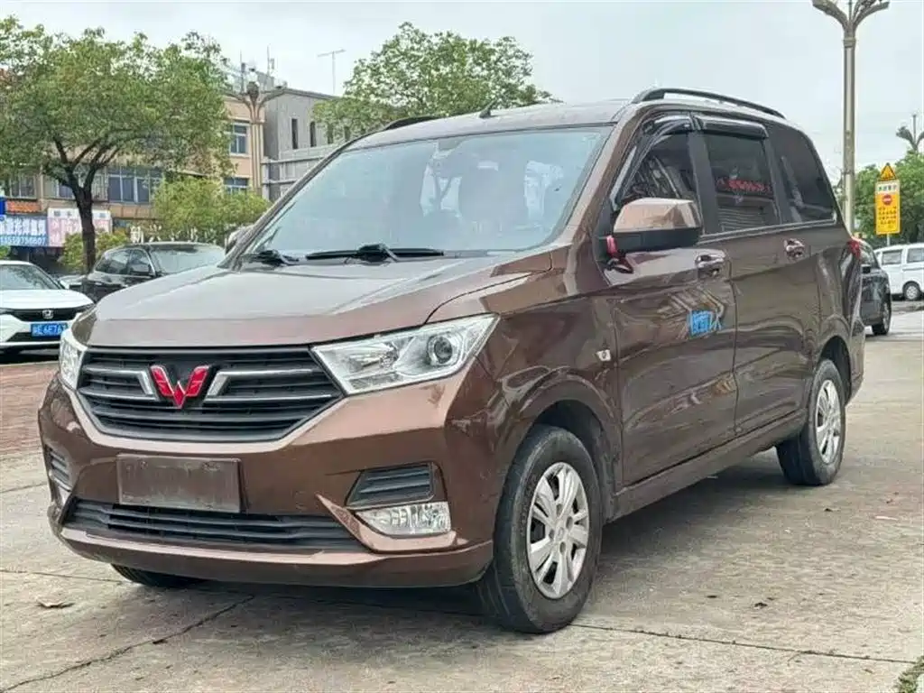 Wuling Hongguang 2023