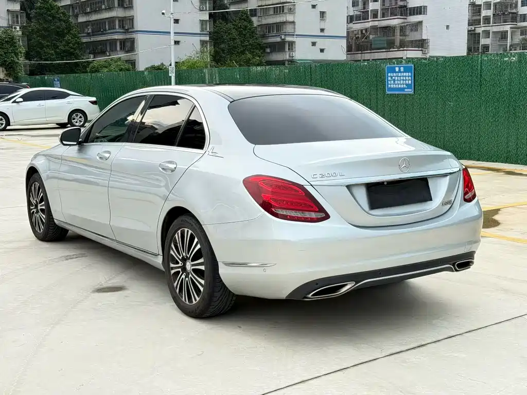 Mercedes-Benz C-Class — миниатюра 7