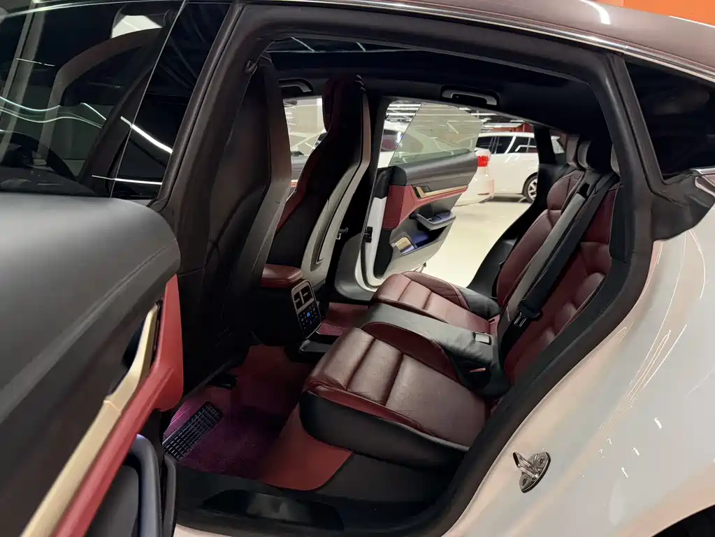 Porsche Taycan 2019 Taycan 4S