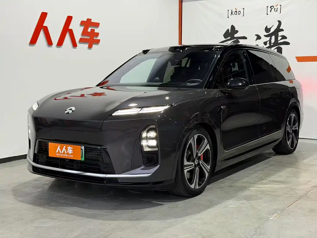 NIO ES8