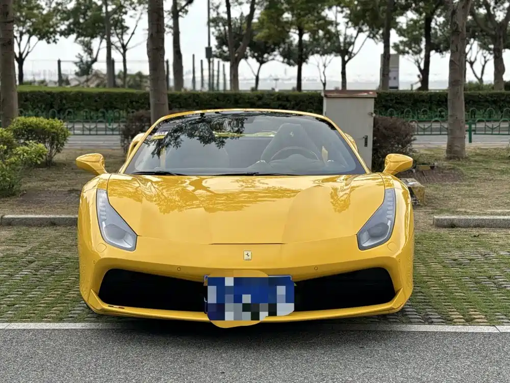 Ferrari 488 — миниатюра 3