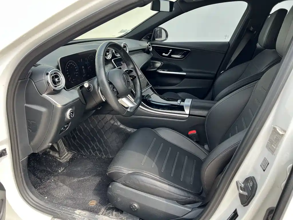 Mercedes-Benz C-Class — миниатюра 3