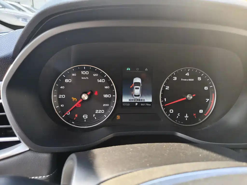 Roewe i5 — миниатюра 10
