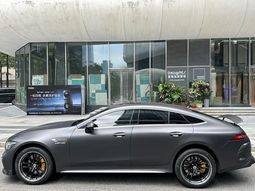MERCEDES-BENZ AMG GT