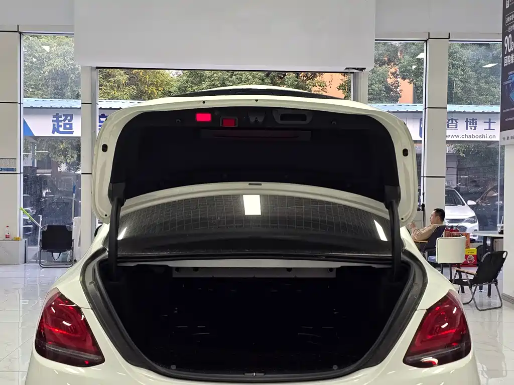 MERCEDES-BENZ C CLASS