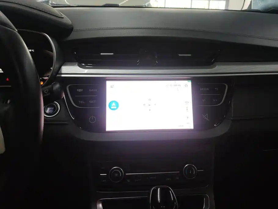 Geely Emgrand — миниатюра 13