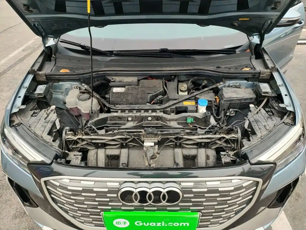 Audi Q4 e-tron — миниатюра 20