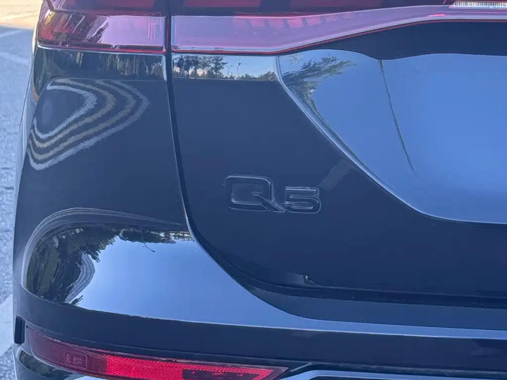Audi Q5 e-tron — миниатюра 6