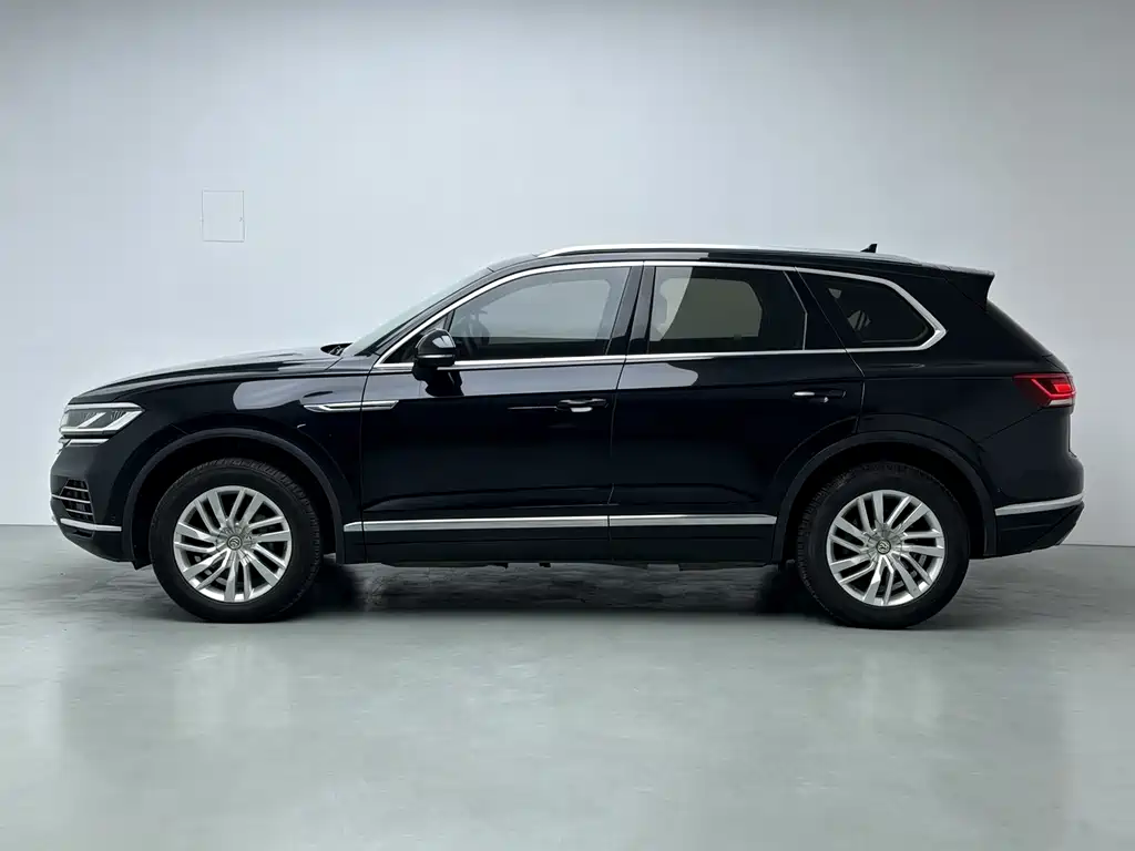 Volkswagen Touareg — миниатюра 15