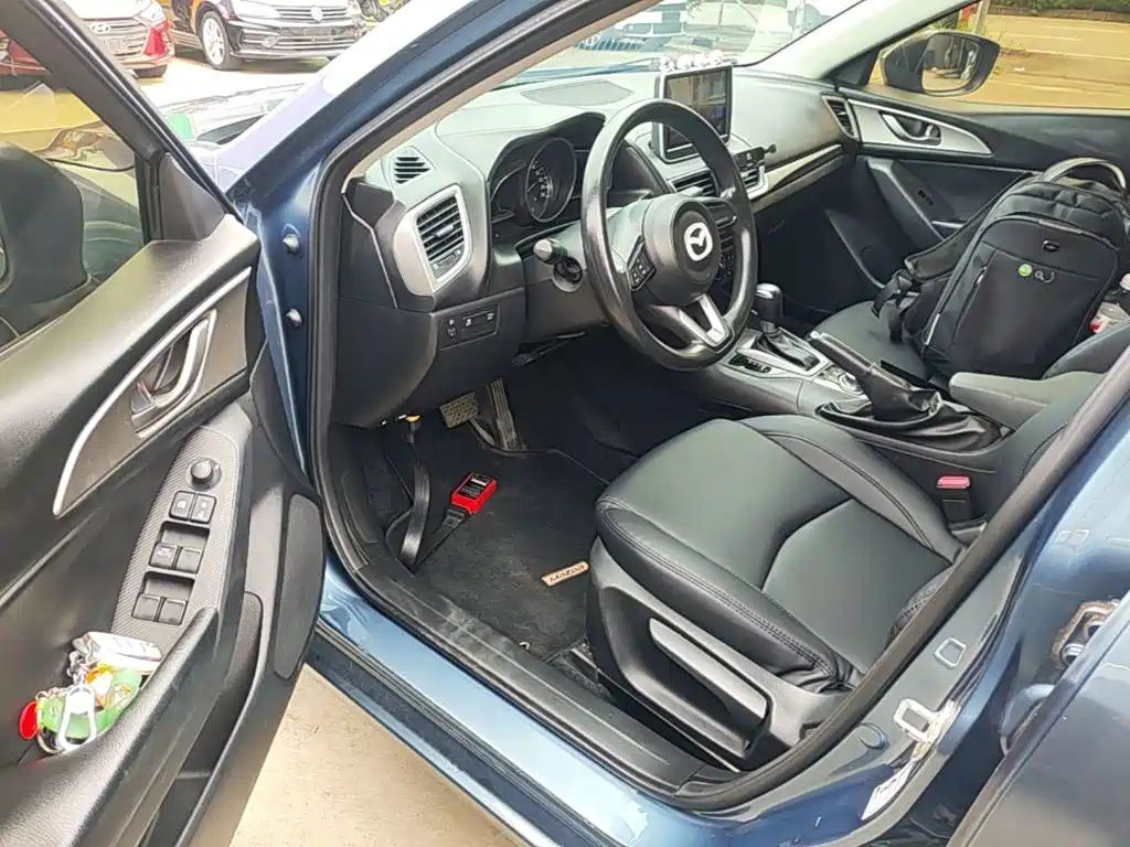 Mazda 3 Axela — миниатюра 16