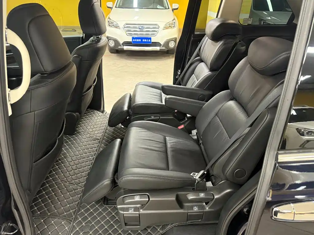 Honda Odyssey — миниатюра 8
