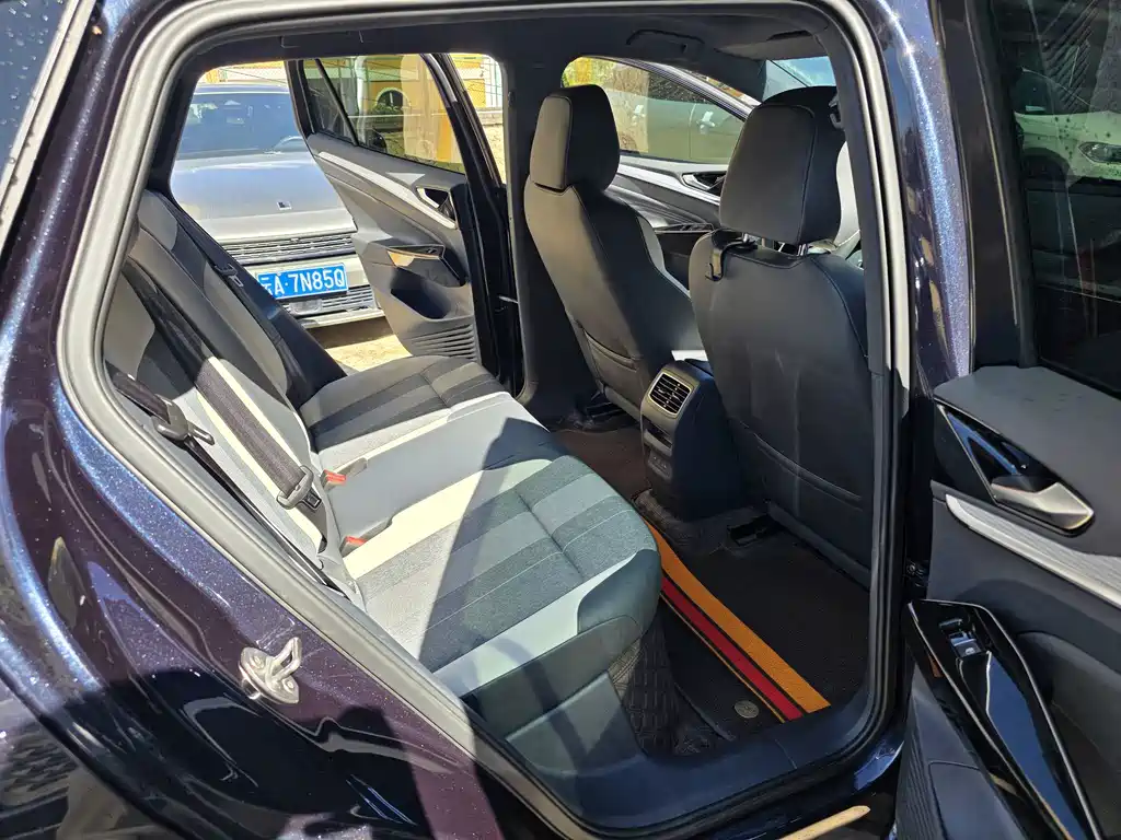 Volkswagen ID.4 Crozz — миниатюра 10